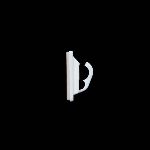 DD-019 Samolepiace úchyt